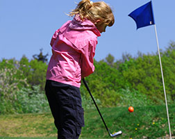 I nærheden findes der også en golfbane for begyndere