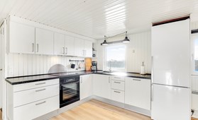 Klik her og se sommerhuset E4129 på Tingodden 296, Årgab