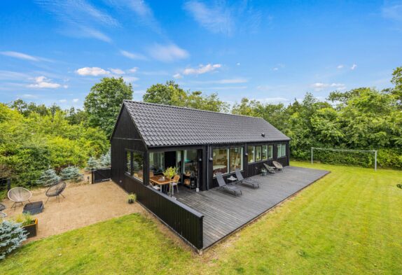 4-Sterne-Ferienhaus mit eingezäuntem Grundstück in Jegum Ferieland