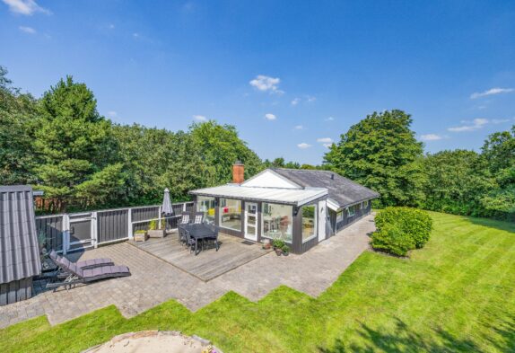 3+-Sterne-Ferienhaus in Jegum Ferieland mit Wintergarten, 1 Hund erlaubt