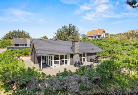 Ferienhaus mit Komfort, Sauna und Spa in Henne Strand