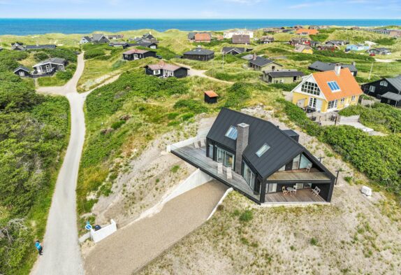 Strandnah exklusives Ferienhaus in Henne Strand