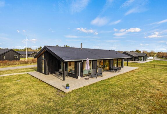 Moderne feriehus i Henneby med sauna og spa