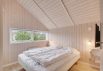 Hyggeligt sommerhus i Henneby med sauna og spabad (billede 9)