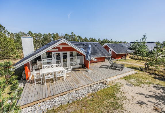Hyggeligt feriehus i naturskønne omgivelser med plads til 5 personer