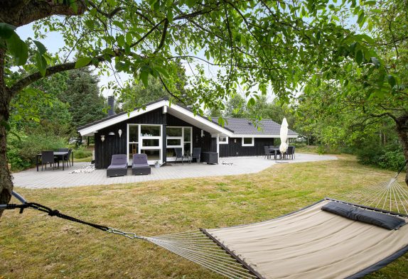 Charmerende feriehus i Blåvand med sauna og spabad