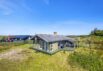 Charmerende sommerhus med brændeovn og dejlig terrasse (billede 1)