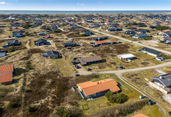 Sommerhus med vildmarksbad og udesauna nær stranden