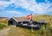 Charmerende, renoveret sommerhus i Årgab med fjordudsigt (billede 1)