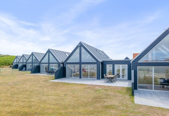 Stilvolles Ferienhaus mit 2 Terrassen am Ringkøbing Fjord