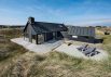 Strandnahes Ferienhaus mit windgeschützter Terrasse & Sauna (Bild  1)