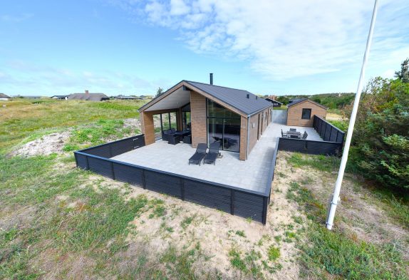 Stilfuldt og hyggeligt feriehus med sauna, spa og 2 hunde tilladt