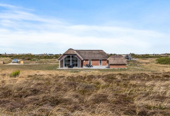 Niedrigenergiehaus mit Sauna & Spa, nur 500 m zum Strand!