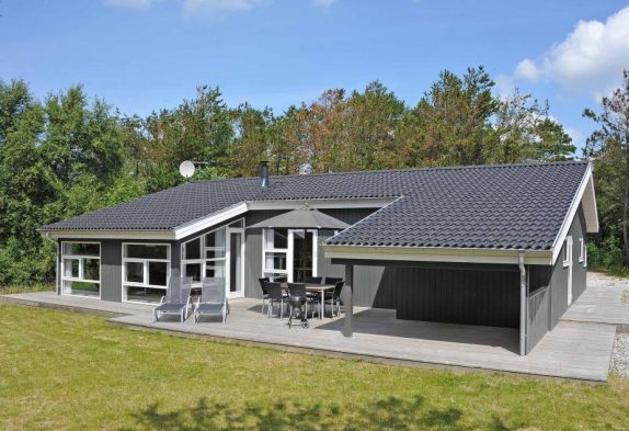Gepflegtes Ferienhaus in Lodbjerg Hede mit Sauna & Spa