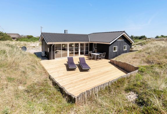 Gemütliches Ferienhaus mit Kamin nur 300 Meter vom Strand