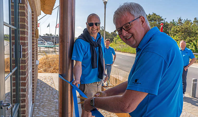 Esmarks nye kontor i Henne Strand indvies