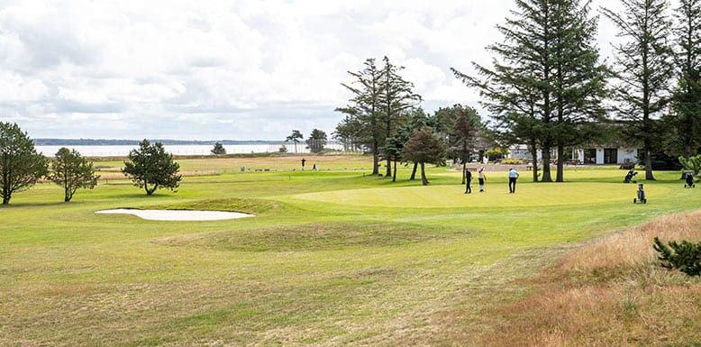 Alle slags Uundgåelig gået vanvittigt Golfferie i Danmark | Tag på golfophold i sommerhus - Esmark